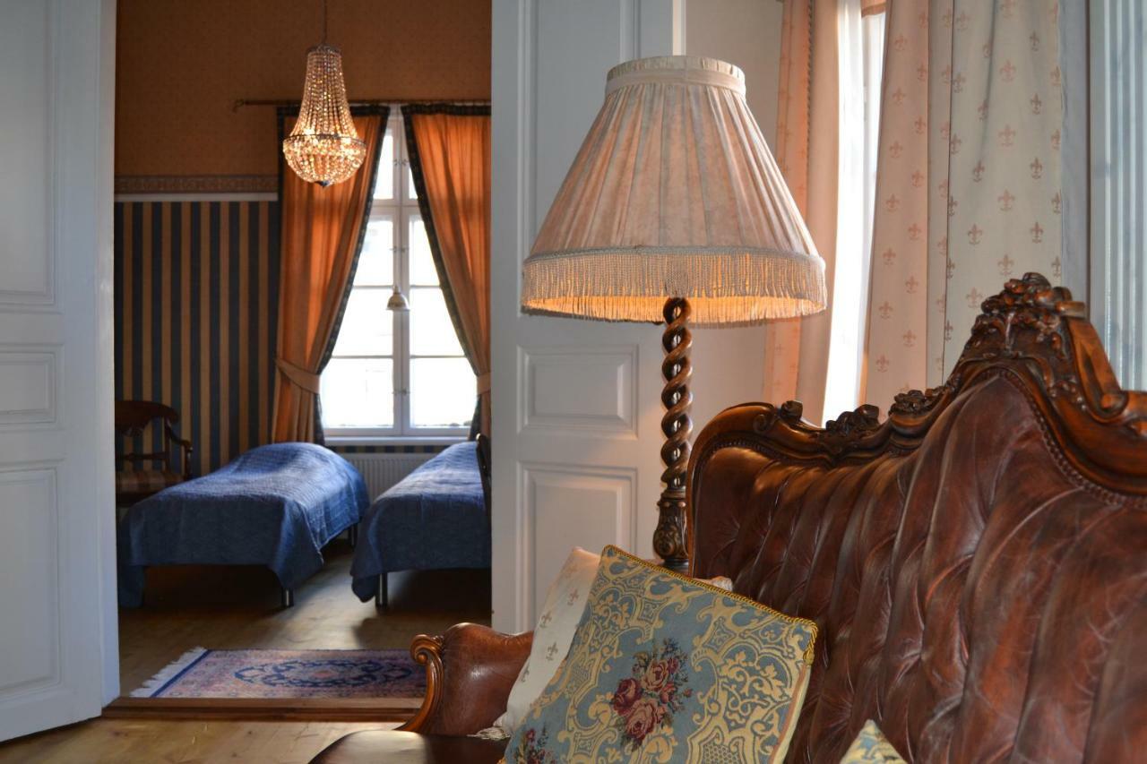Wanha Kartano Hotell Karleby Exteriör bild