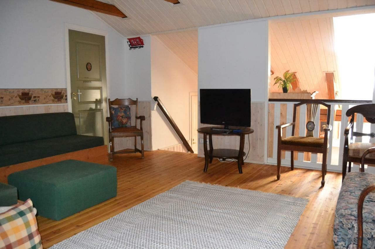 Wanha Kartano Hotell Karleby Exteriör bild