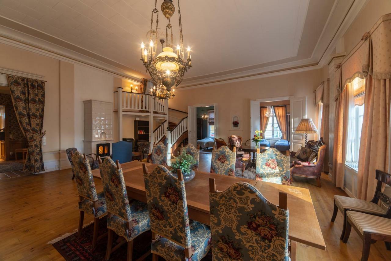 Wanha Kartano Hotell Karleby Exteriör bild
