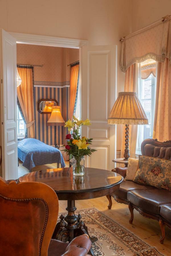 Wanha Kartano Hotell Karleby Exteriör bild